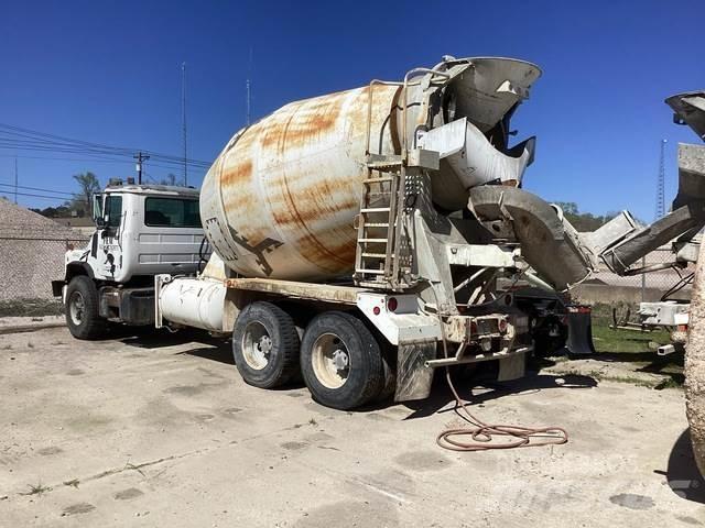 Mack DM690S Outros Camiões