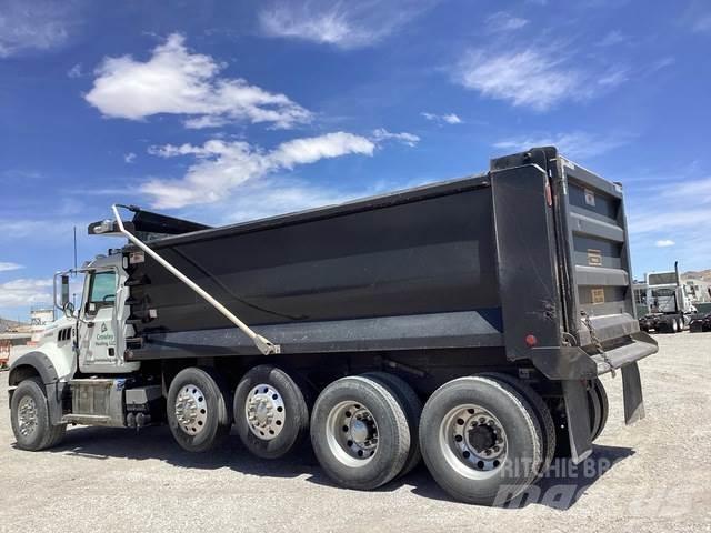 Mack GR104F Camiões basculantes