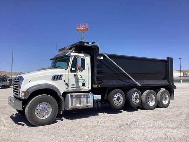 Mack GR104F Camiões basculantes