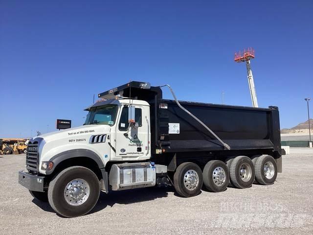 Mack GR104F Camiões basculantes