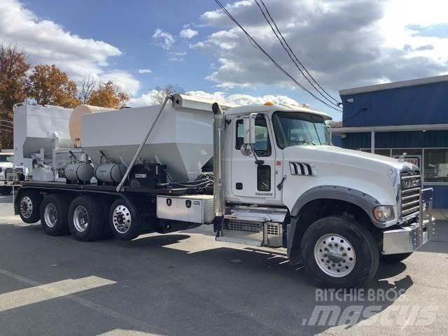 Mack GU713 Camiões de betão