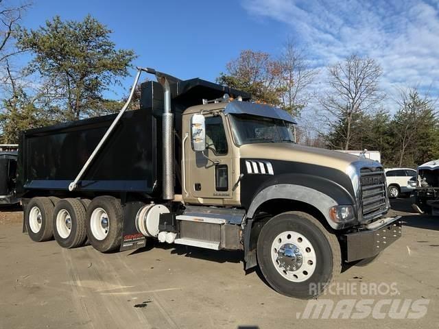 Mack GU713 Camiões basculantes