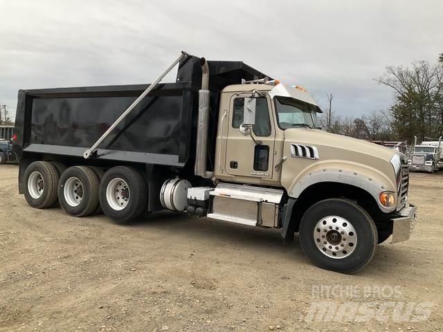 Mack GU713 Camiões basculantes