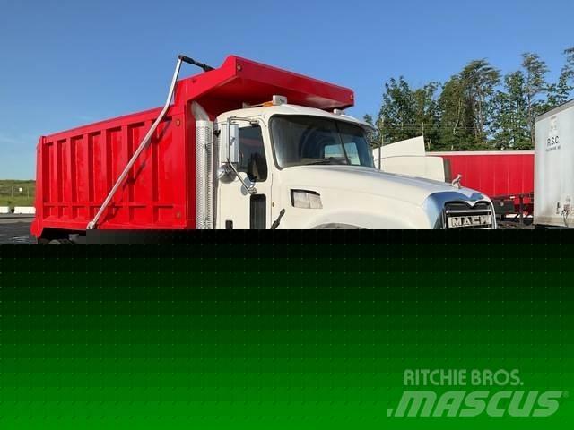 Mack GU713 Camiões basculantes
