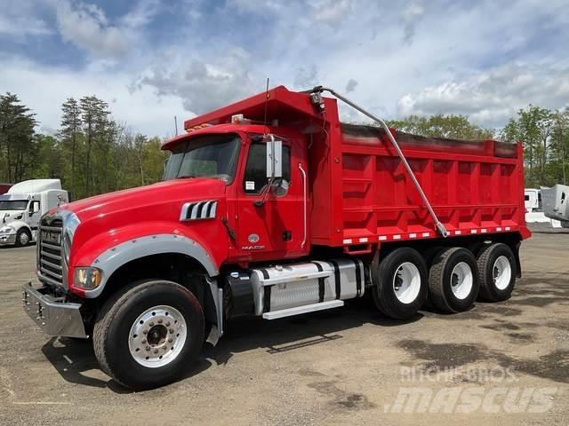Mack GU713 Camiões basculantes