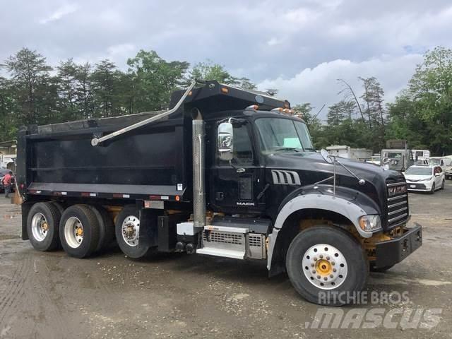 Mack GU713 Camiões basculantes