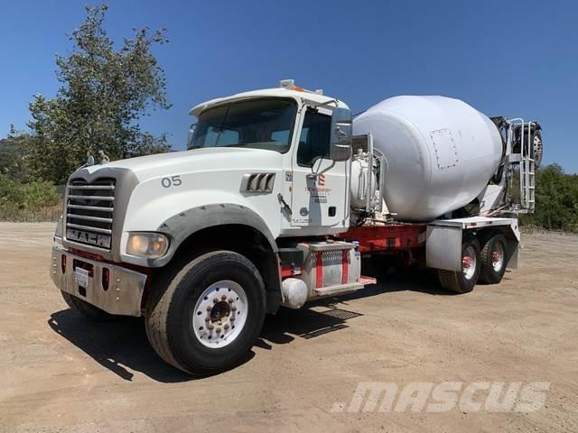 Mack GU713 Outros Camiões