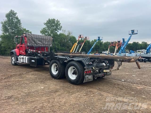 Mack GU713 Camiões multibenne