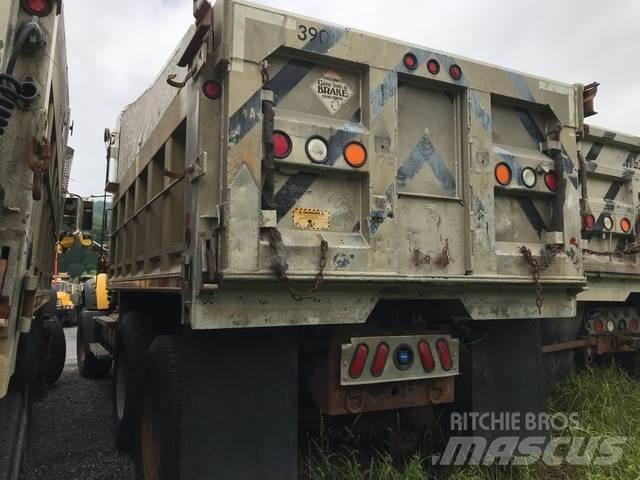 Mack GU713 Camiões basculantes