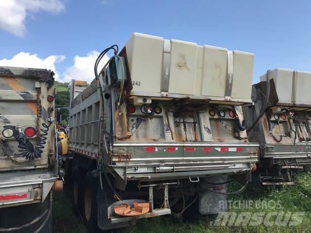 Mack GU713 Camiões basculantes