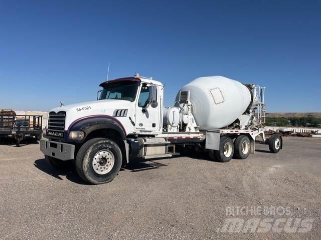 Mack GU713 Outros Camiões