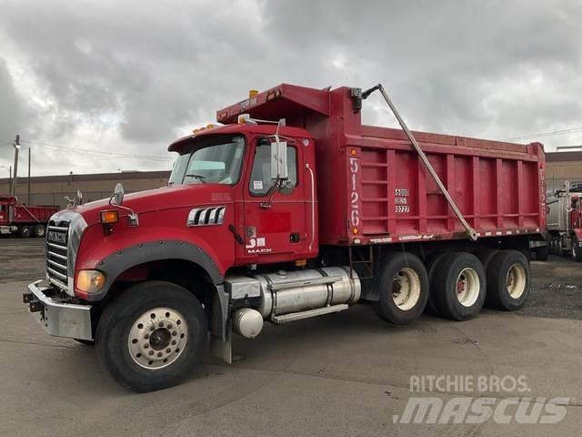 Mack GU713 Camiões basculantes