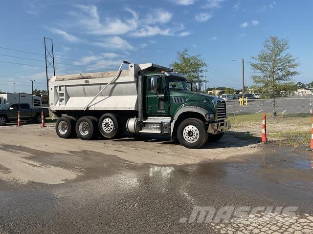 Mack GU713 Camiões basculantes