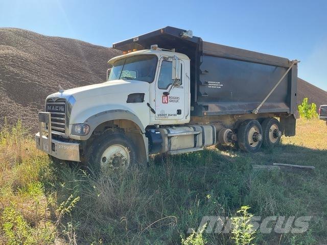 Mack GU713 Camiões basculantes