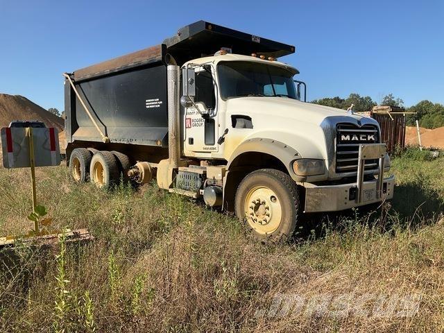 Mack GU713 Camiões basculantes