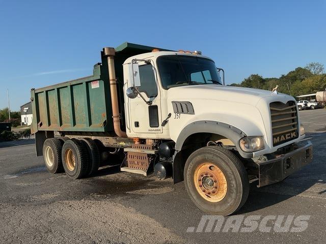 Mack GU713 Camiões basculantes