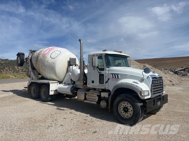 Mack GU713 Outros Camiões