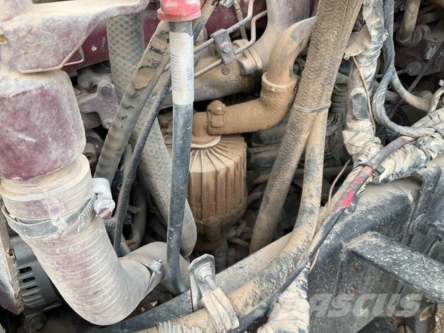 Mack GU713 Camiões estrado/caixa aberta