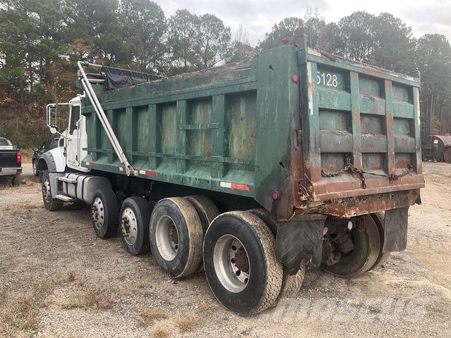 Mack GU713 Camiões basculantes