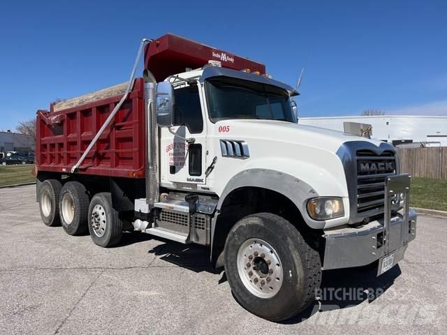 Mack GU714 Camiões basculantes