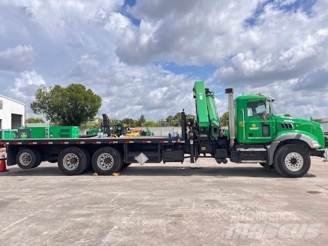 Mack GU813 Outros Camiões