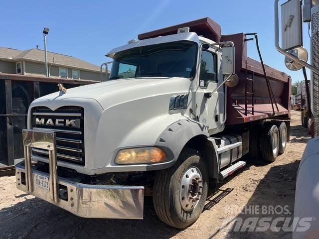 Mack GU813 Camiões basculantes