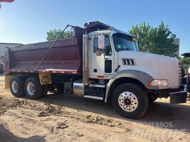 Mack GU813 Camiões basculantes