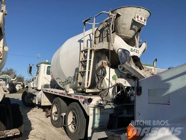 Mack GU813 Outros Camiões