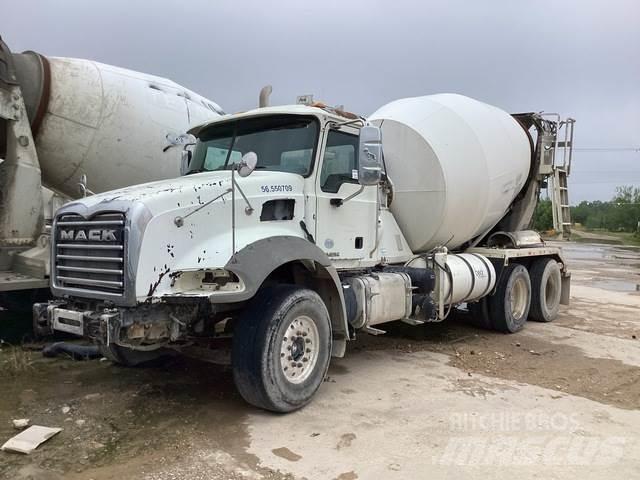 Mack GU813 Outros Camiões