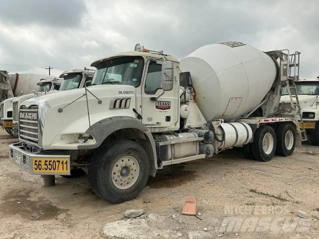 Mack GU813 Outros Camiões