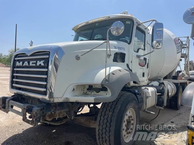 Mack GU813 Outros Camiões