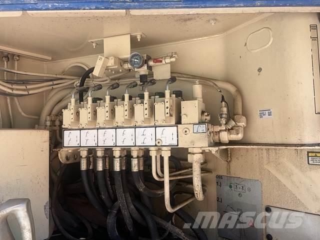 Mack GU813 Camiões bomba Betão