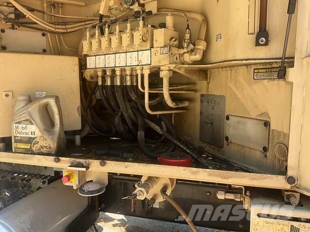 Mack GU813 Camiões bomba Betão