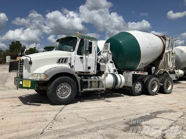Mack GU813 Outros Camiões