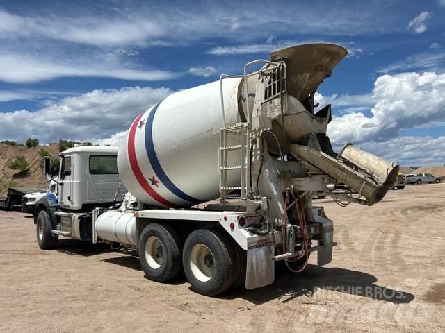 Mack GU813 Outros Camiões