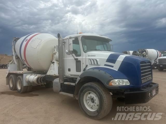 Mack GU813 Outros Camiões