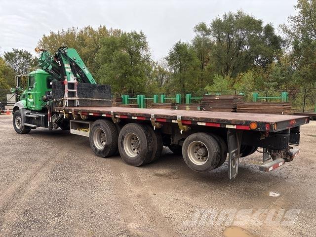 Mack GU813 Outros Camiões