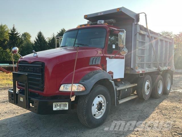 Mack GU813 Camiões basculantes