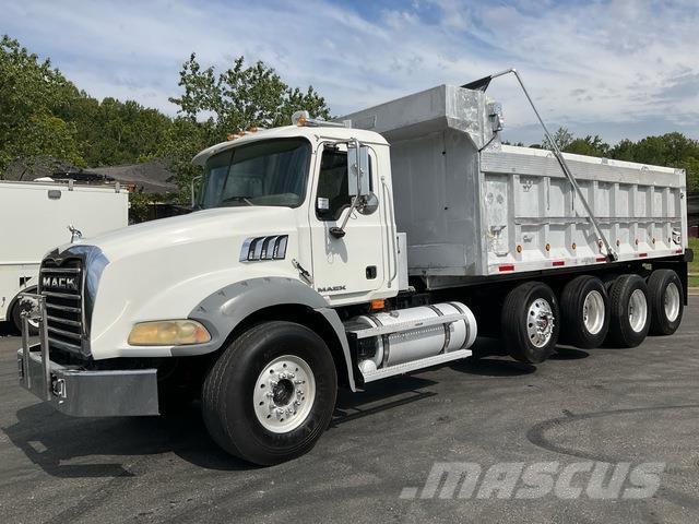 Mack GU813 Camiões basculantes