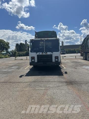 Mack LE613 Camiões de lixo