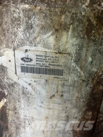 Mack LE613 Camiões de lixo