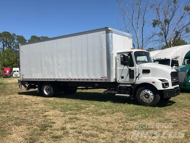 Mack MD6 Camiões de caixa fechada