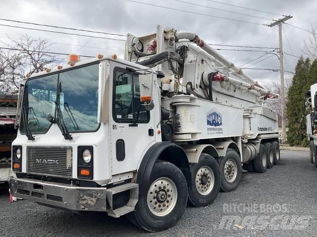 Mack MR688S Camiões bomba Betão