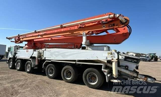 Mack MR688S Camiões bomba Betão