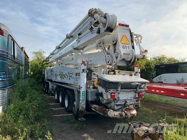 Mack MR688S Camiões bomba Betão