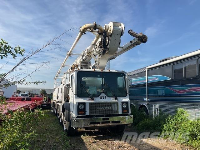 Mack MR688S Camiões bomba Betão
