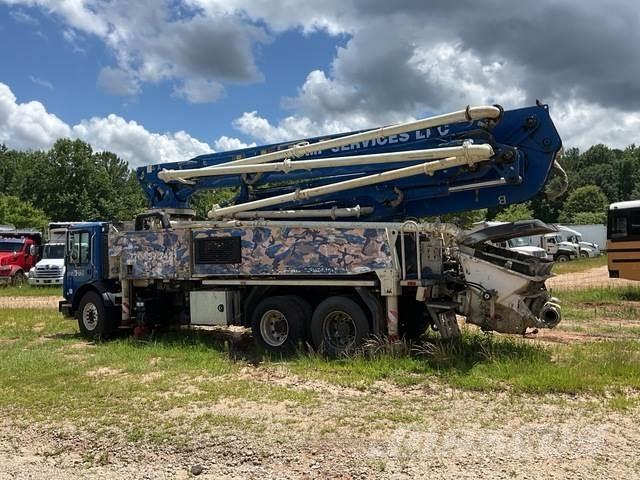 Mack MRU613 Camiões bomba Betão