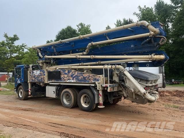 Mack MRU613 Camiões bomba Betão