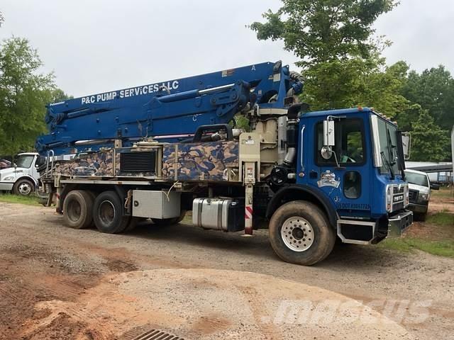 Mack MRU613 Camiões bomba Betão