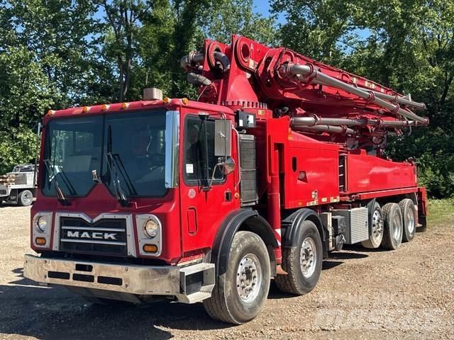Mack MRU613 Camiões bomba Betão